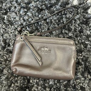 Coach double zip wristlet brown/grey
